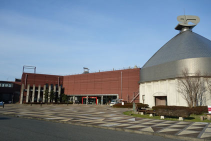 和鋼博物館の外観