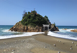 山陰のモンサンミシェル(衣毘須神社)