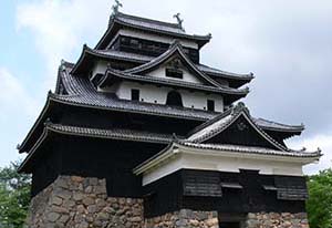 お堀の遊覧船も楽しい(松江城)