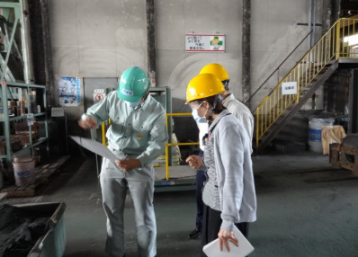 先進企業訪問の様子1