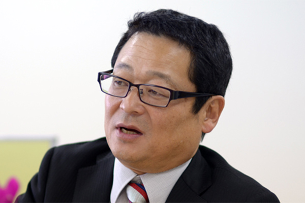 株式会社コミクリ代表取締役 佐藤弘人氏
