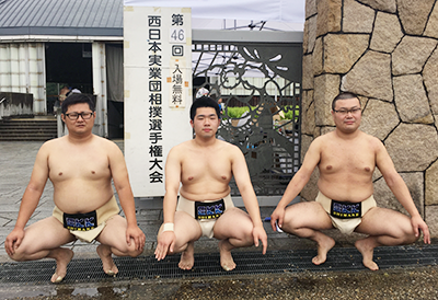 企業内部活では珍しい相撲部も