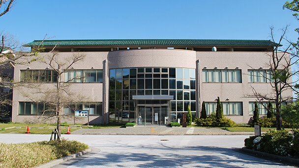 島根大学地域未来協創本部産学連携部門の様子