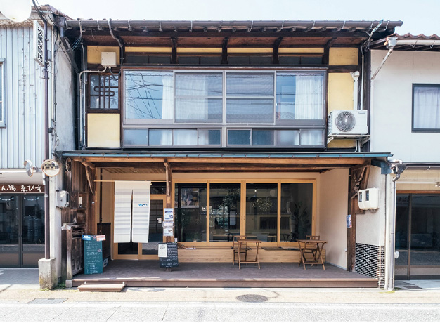 まちのワーキングスペース オトナリの写真1